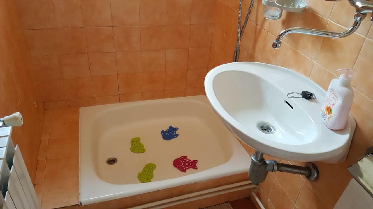 Apartamani Katarina Vl.Ilija Jusup Διαμέρισμα Starigrad Paklenica Εξωτερικό φωτογραφία