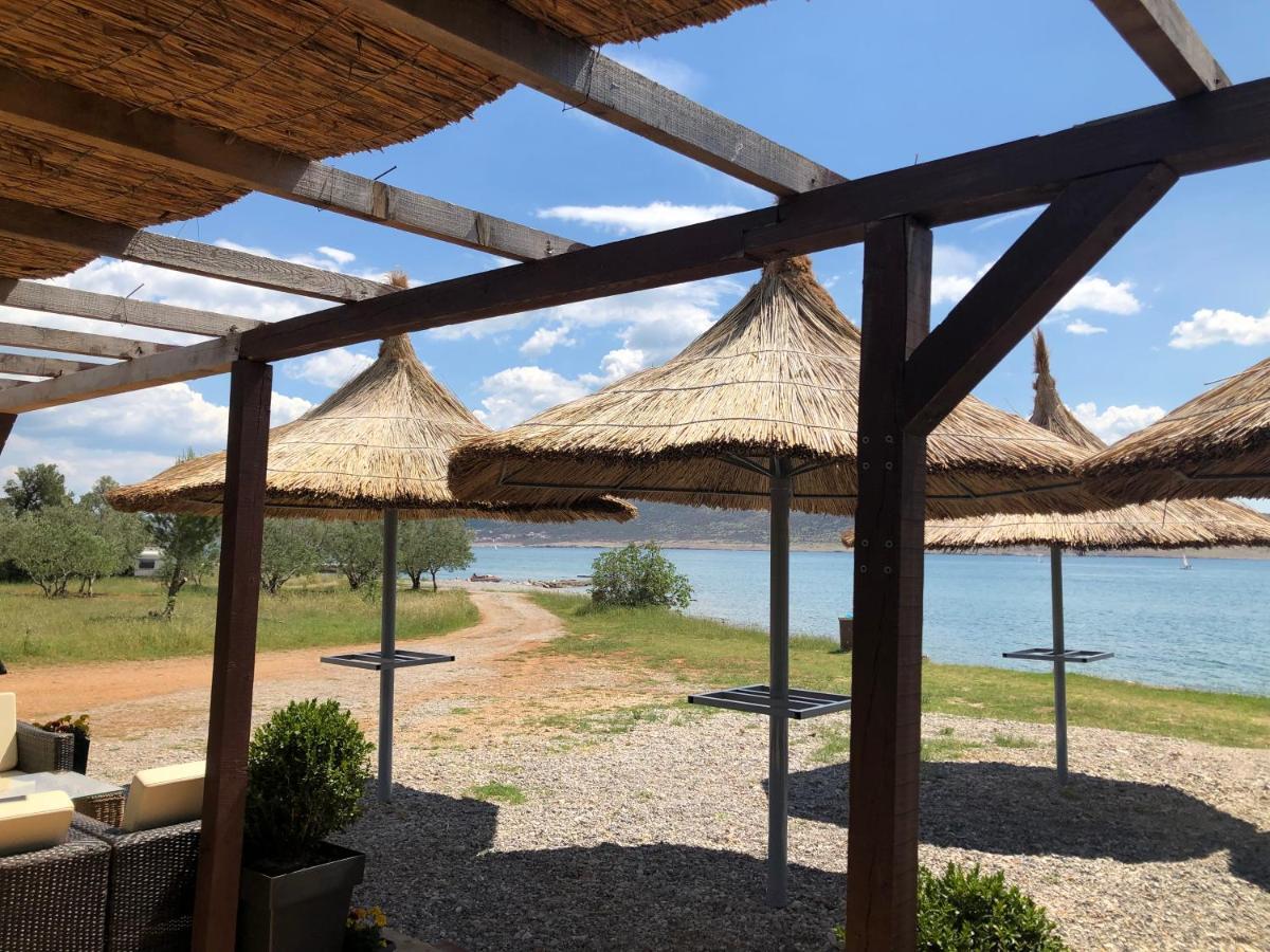 Apartamani Katarina Vl.Ilija Jusup Διαμέρισμα Starigrad Paklenica Εξωτερικό φωτογραφία